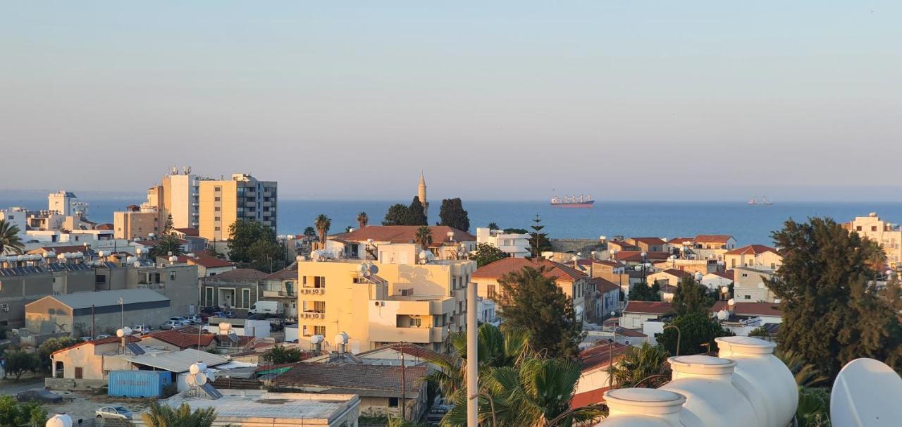 Stefaris "Koutsou Court 105" Apartment Larnaca Exterior photo